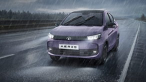 Auto Headlamps and Rain Sensing Wipers
Auto headlamps and rain-sensing wipers respond to changing light and rain conditions, helping you stay focused on the road.