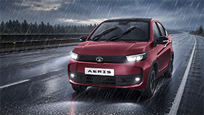 Auto Headlamps and Rain Sensing Wipers
Auto headlamps and rain-sensing wipers respond to changing light and rain conditions, helping you stay focused on the road.