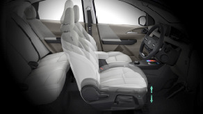 Height Adjustable Driver Seat
Tailor your seating position to your preferred driving height for better road-view.