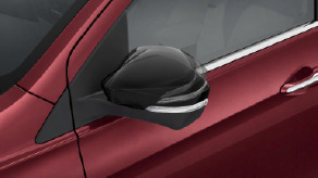Auto Fold ORVMs
No need to fold mirrors manually - they tuck in automatically as soon as you lock up.