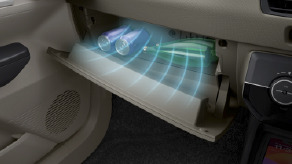 Cooled GloveboxChilled storage built right into your dashboard to keep beverages and snacks refreshing.