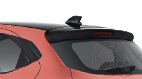 Shark Fin Antenna with GPS
Sleekly integrated for a clean roofline, it keeps you always connected and always precisely located.
